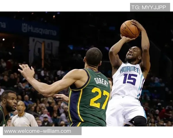 邹雨宸高效表现12投9中罚球10中8砍下27分11板成为内线核心力量 邹雨宸高效表现12投9中罚球10中8砍下27分11板成为内线核心力量